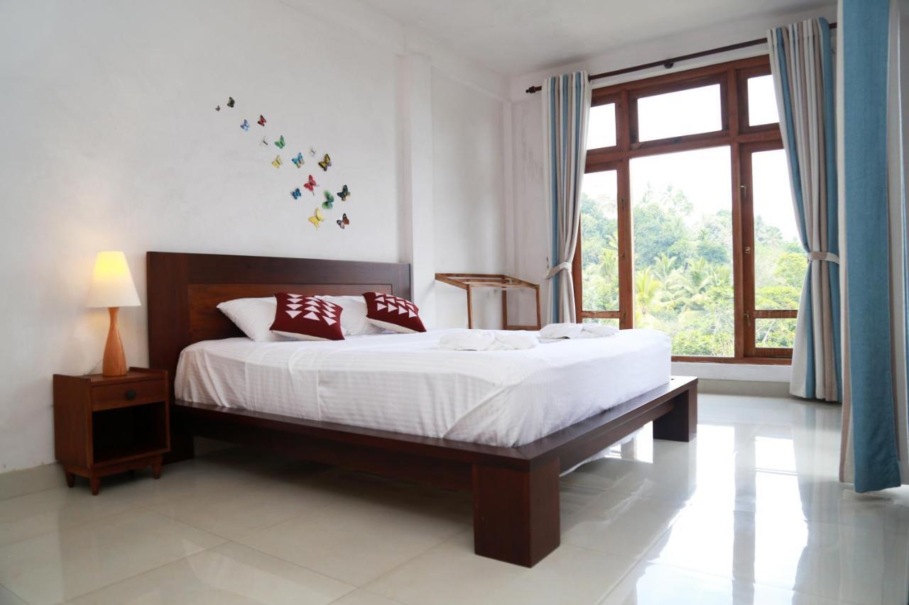 Chathu Holiday Home Kandy Buitenkant foto