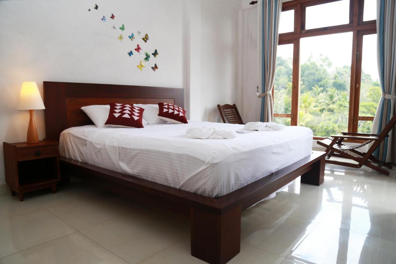 Chathu Holiday Home Kandy Buitenkant foto