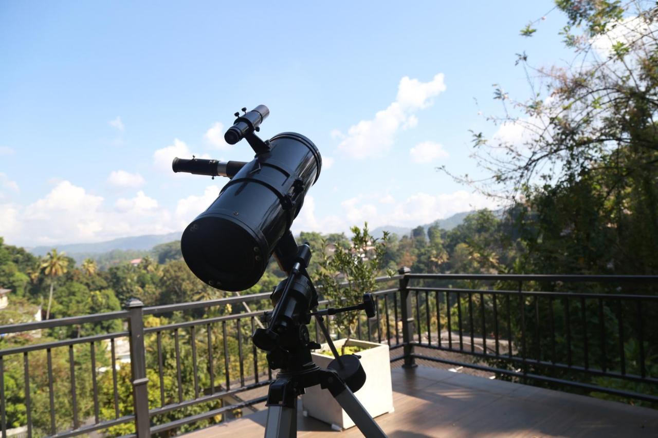 Chathu Holiday Home Kandy Buitenkant foto