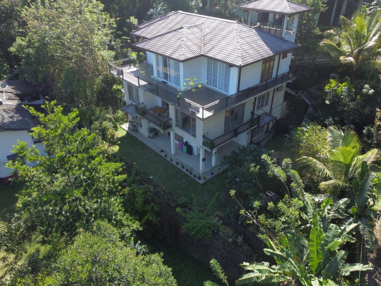Chathu Holiday Home Kandy Buitenkant foto